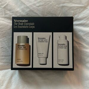 Necessaire Body Essentials
